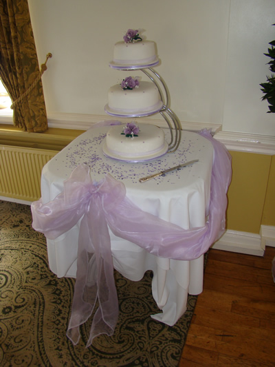 Lilac Cake Table Swag